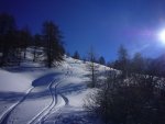les belles traces des skieurs plus matinaux que nous {JPEG}